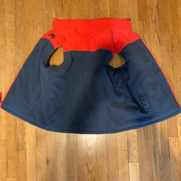 Nike jacket - Picture 4 of 5